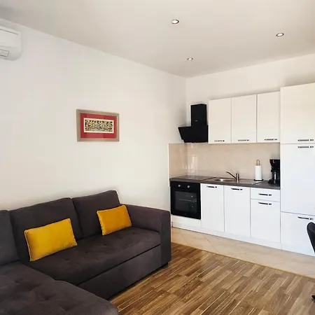 Apartman Olive Maslenica